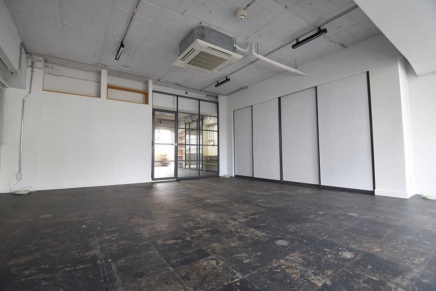 WORKERS&CO OFFICE 402