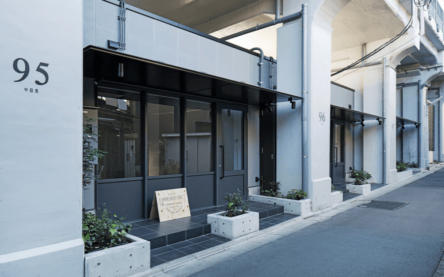 中目高架下 EXTERIOR