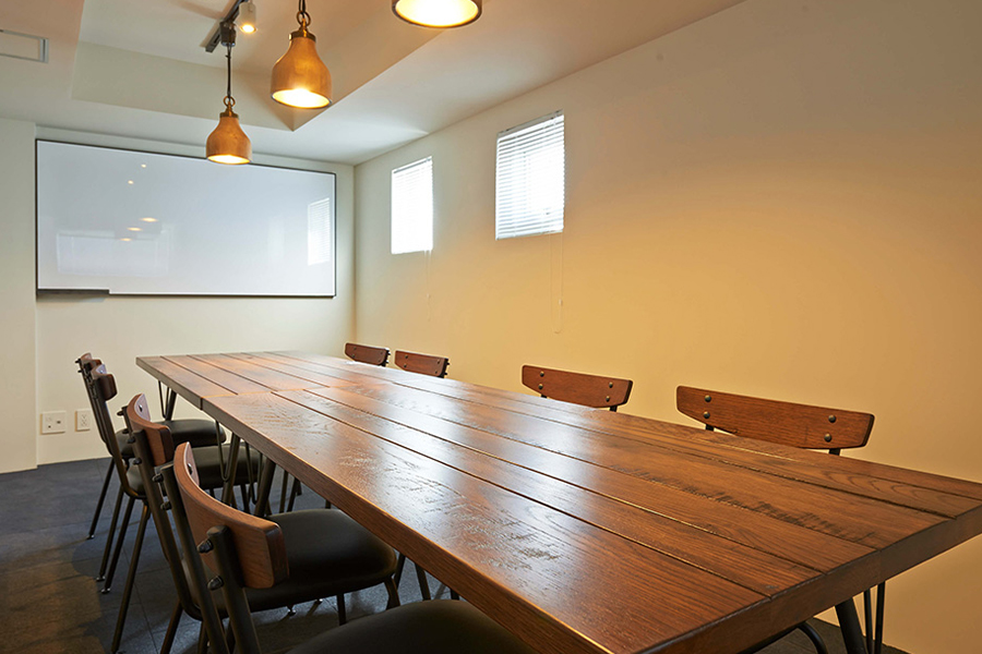 THE WORKERS&Co MEETING ROOM