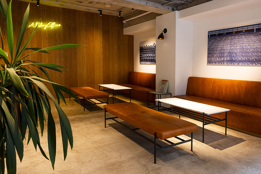 THE WORKS ANNEX LOUNGE