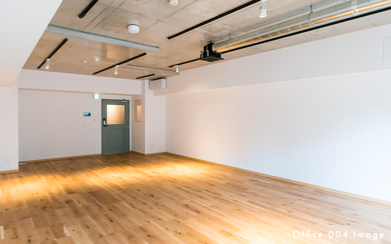 CONTRAL | OFFICE 004