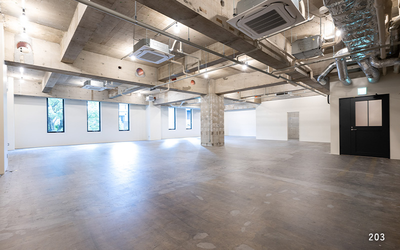 &CALM 203 Interior