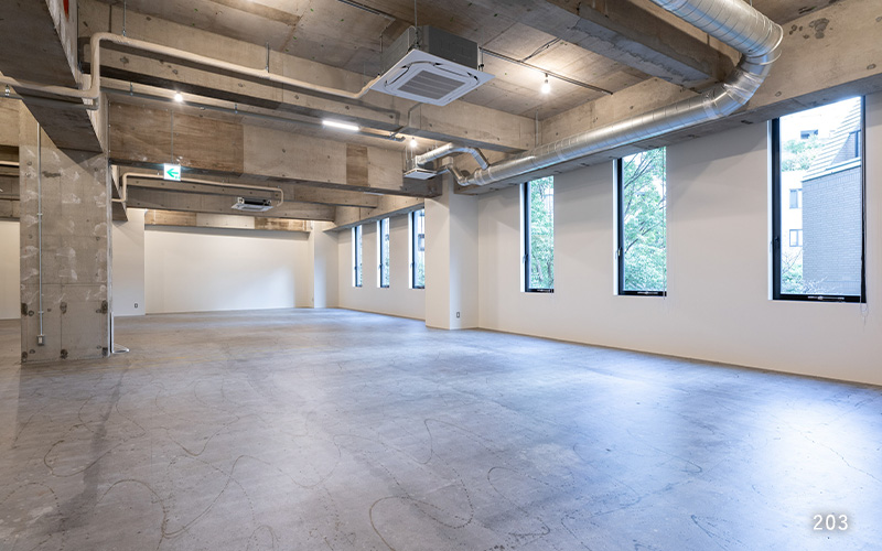 &CALM 203 Interior