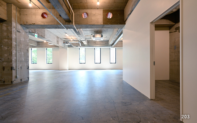 &CALM 203 Interior