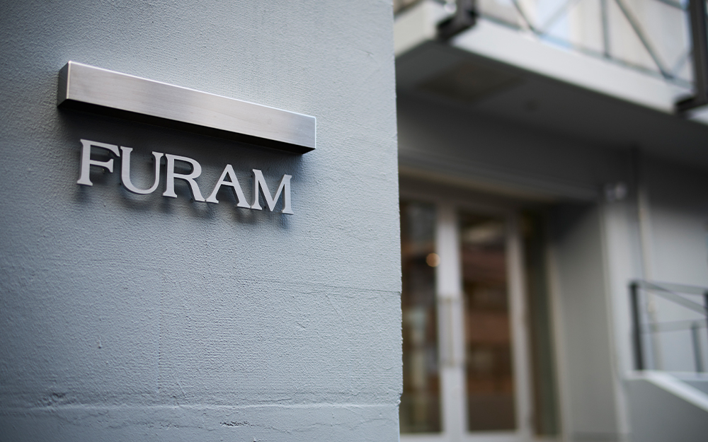 FURAM SANGUBASHI｜Entrance