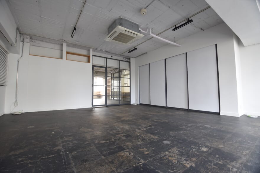 THE WORKERS&CO OFFICE 402