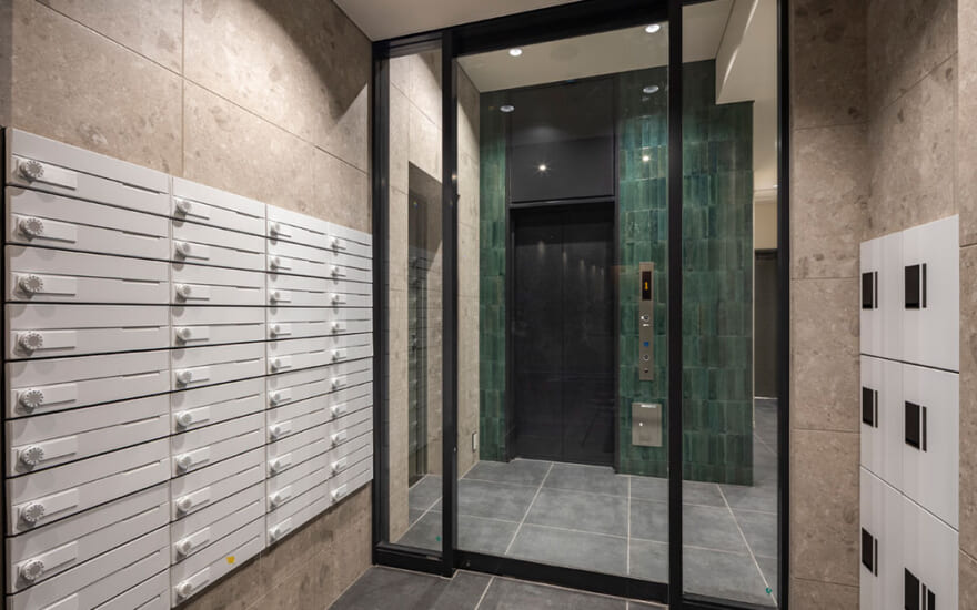 ECLINE｜ENTRANCE HALL