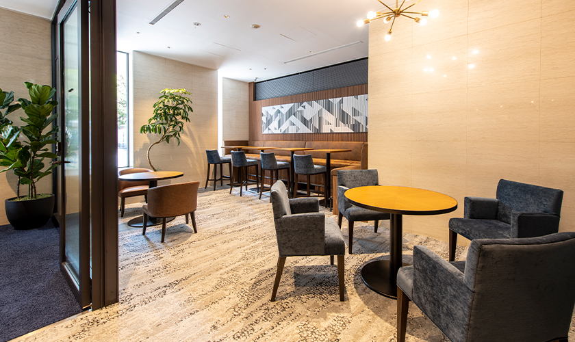 AXON LOUNGE